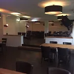 瓦瑟纳尔酒店