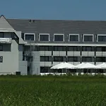 호텔 Hotel Wassenaar 3*