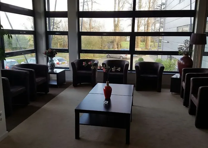 Otel Hotel Wassenaar 3*